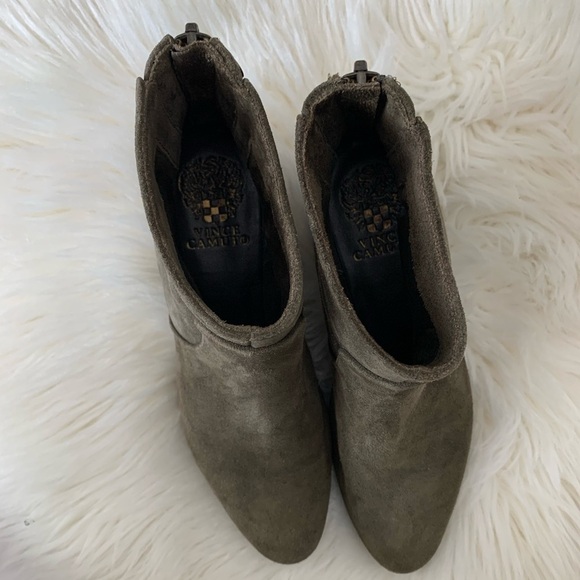 Vince Camuto- suede Green Cinza bootie - Picture 4 of 6